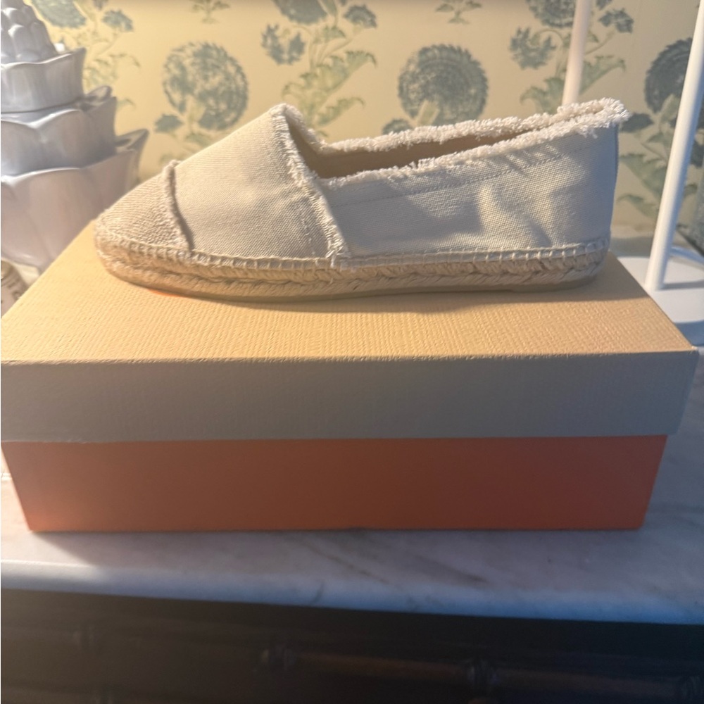 Casual Cream Canvas Espadrille Slip-On